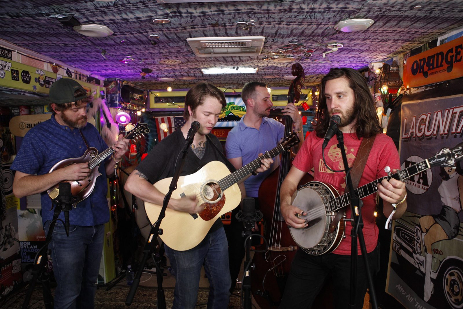 Billy Strings Jam in the Van