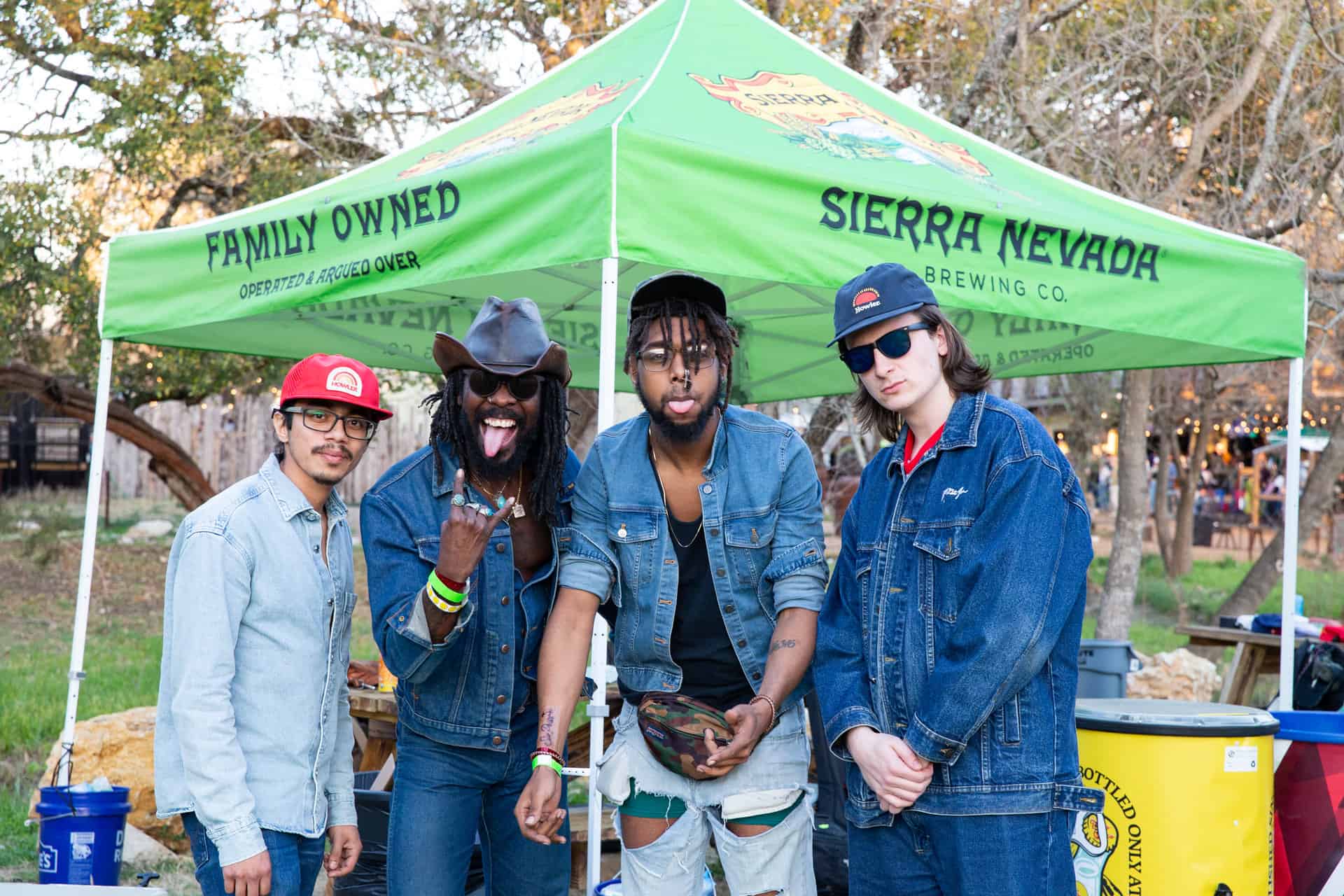 Boulevards Jam in the Van